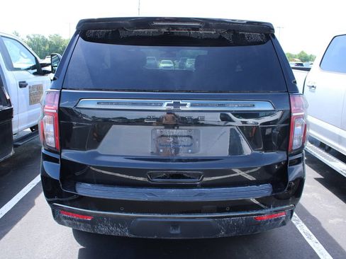 Used 2021 Chevrolet Tahoe Z71 w/ Z71 Off-Road Package AWD/4WD image 7