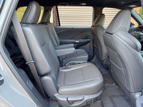 Used 2024 Lexus TX 500h AWD w/ Technology Package image 40