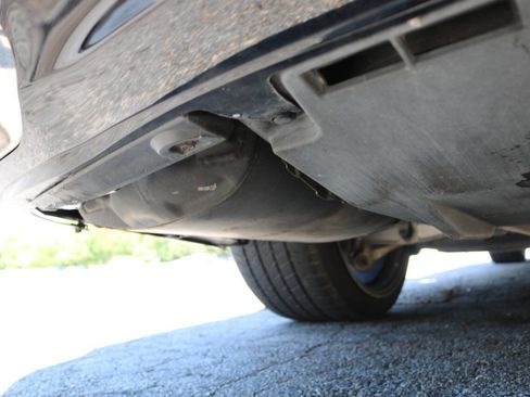 Used 2010 Lexus LS 460 image 40