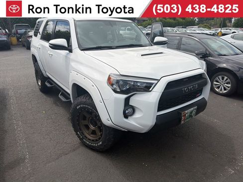 Used 2017 Toyota 4Runner TRD Off-Road Premium AWD/4WD image 1