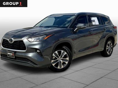 Used 2020 Toyota Highlander XLE