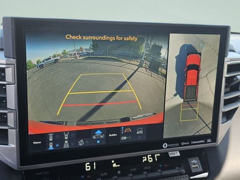 Used 2023 Toyota Tundra Limited AWD/4WD image 9