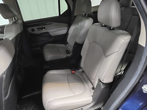 Used 2025 Honda Pilot EX-L image 32