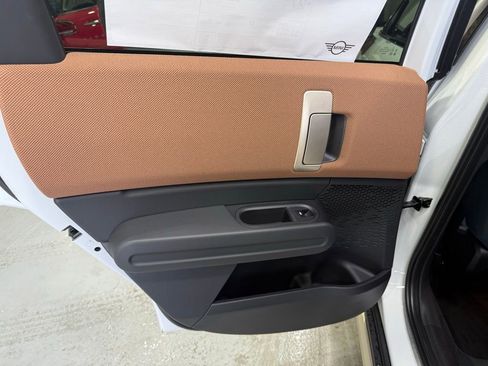 Certified 2025 MINI Cooper Countryman S w/ Comfort Package Max image 15