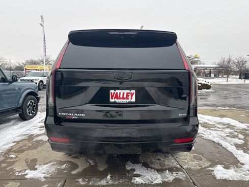 Used 2021 Cadillac Escalade Sport image 5