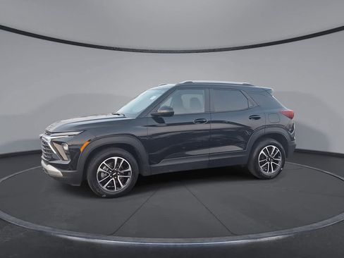 Used 2024 Chevrolet TrailBlazer LT image 4