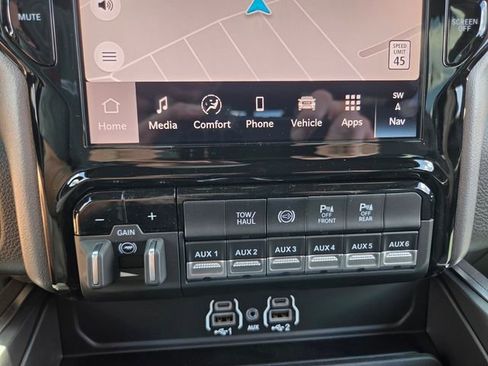 New 2026 RAM 3500 Big Horn AWD/4WD image 24