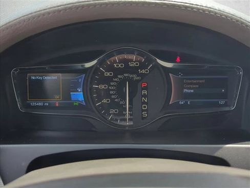 Used 2014 Lincoln MKX FWD image 10