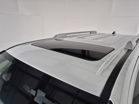 New 2025 Toyota 4Runner 4WD image 9