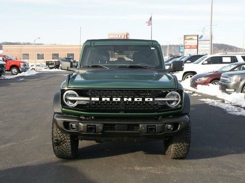 Used 2023 Ford Bronco Wildtrak image 7