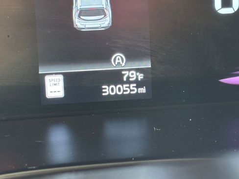 Used 2025 Kia Soul LX w/ LX Technology Package FWD image 40