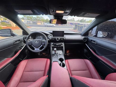 Used 2024 Lexus IS 300 F Sport RWD image 18
