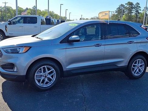 Certified 2024 Ford Edge SEL w/ Convenience Package AWD/4WD image 4