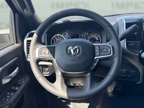 Used 2025 RAM 2500 Big Horn AWD/4WD image 13
