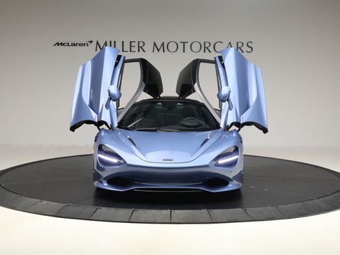 Used 2026 McLaren 750S RWD image 13