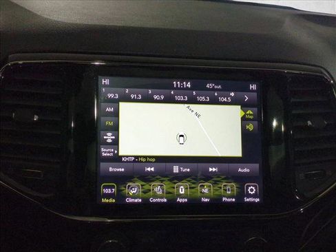 Used 2020 Jeep Grand Cherokee Limited X image 21