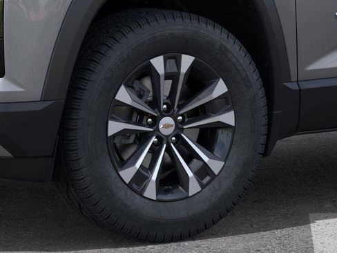 New 2026 Chevrolet Equinox LT w/ Convenience Package II image 9