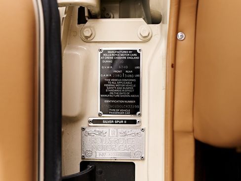 Used 1990 Rolls-Royce Silver Spur image 73