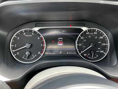 Certified 2024 Nissan Rogue SV FWD image 25