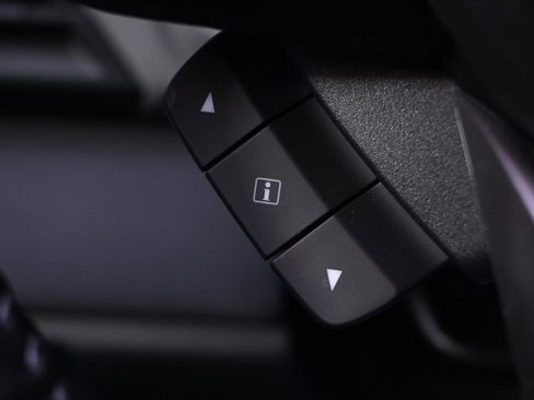 Used 2022 Subaru Outback Premium image 35