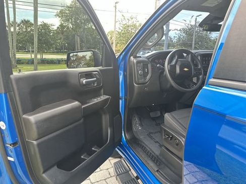 Used 2022 Chevrolet Silverado 1500 Custom RWD image 22