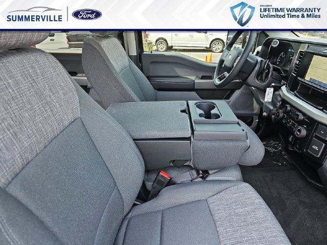 New 2026 Ford F250 XLT w/ FX4 Off-Road Package AWD/4WD image 11