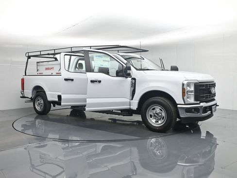 New 2026 Ford F350 XL w/ XL Driver Assist Package RWD image 38