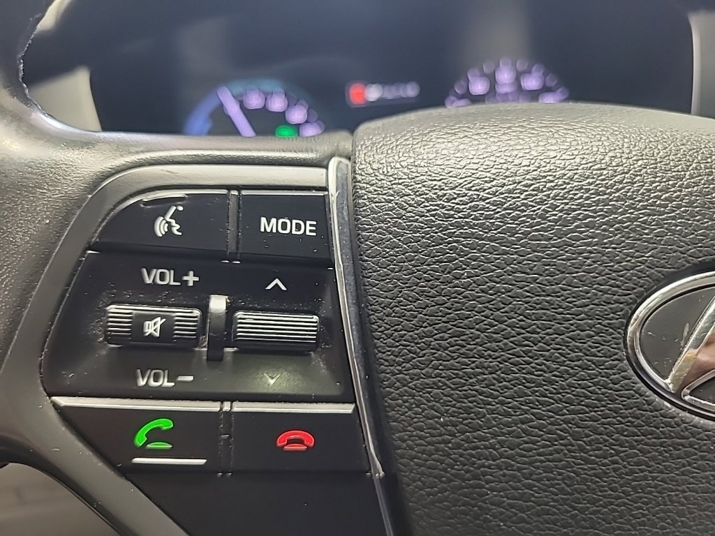 Used 2017 Hyundai Sonata Limited w/ Ultimate Package 02 FWD image 20