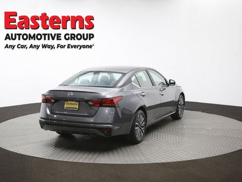 Used 2025 Nissan Altima 2.5 SV image 41
