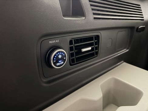 Used 2024 Hyundai Santa Fe SEL image 30