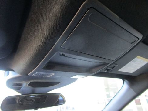 Used 2025 Ford Escape ST-Line FWD image 38