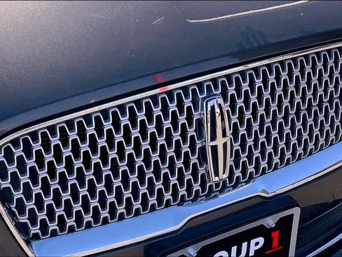 Used 2018 Lincoln MKZ Reserve w/ Technology Package image 30