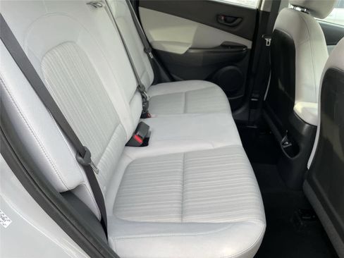 Used 2023 Hyundai Kona SEL image 16