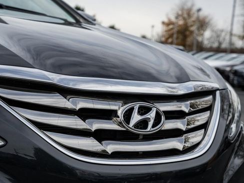 Used 2013 Hyundai Sonata Limited w/ Premium Pkg image 10