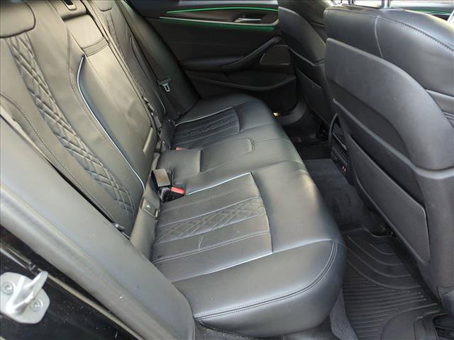 Used 2023 BMW 540i w/ Executive Package RWD image 20