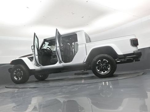 New 2026 Jeep Gladiator Rubicon AWD/4WD image 53