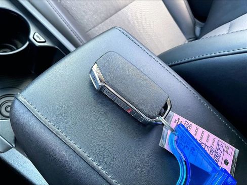 Used 2023 Kia Niro EX w/ EX Cold Weather Package image 25