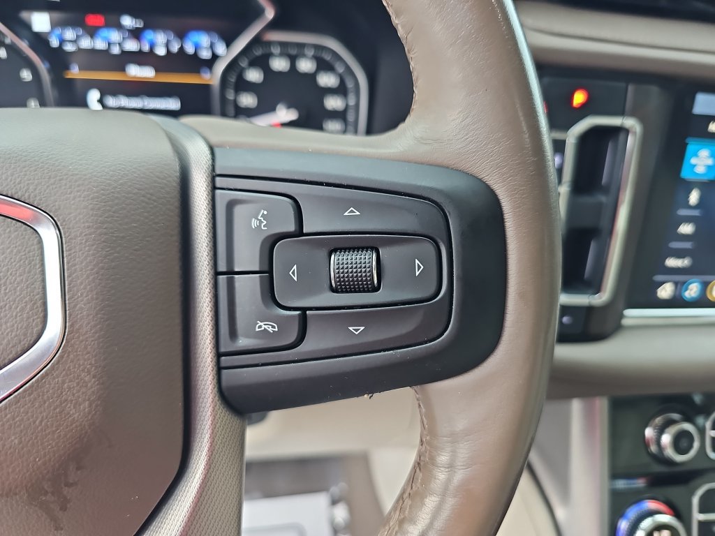 Used 2021 GMC Yukon Denali w/ Denali Ultimate Package RWD image 18