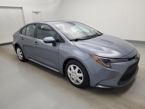 Used 2022 Toyota Corolla LE FWD image 11