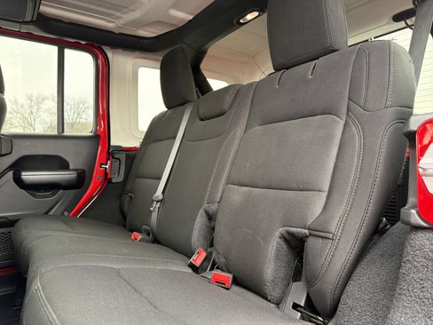 Used 2020 Jeep Wrangler Unlimited Sport S image 28