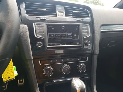 Used 2016 Volkswagen GTI S FWD image 23