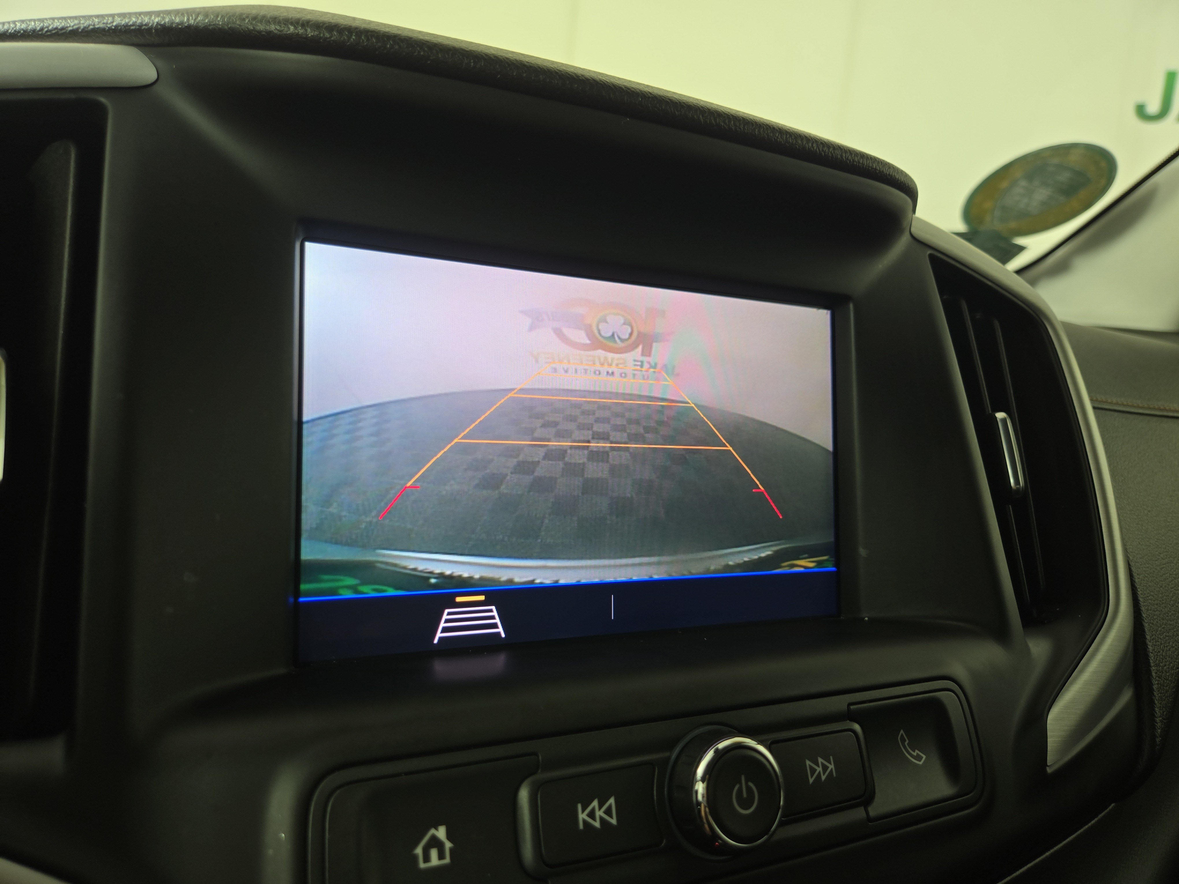 Used 2021 GMC Terrain SLE w/ Driver Convenience Package AWD/4WD image 19