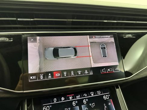 Used 2019 Audi Q8 Prestige AWD/4WD image 25