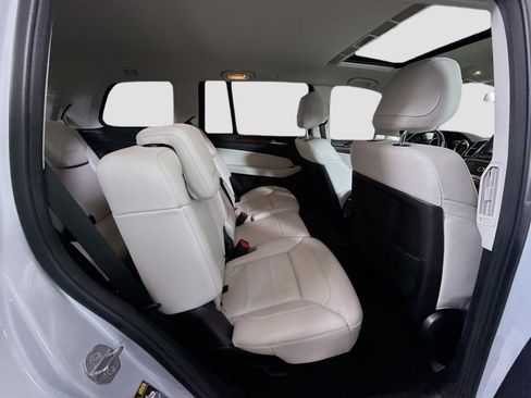 Used 2019 Mercedes-Benz GLS 450 4MATIC image 27