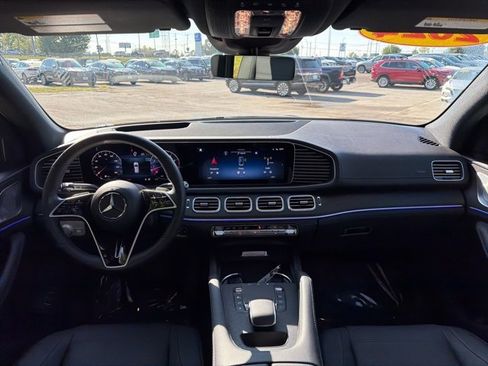 Used 2024 Mercedes-Benz GLE 350 4MATIC image 10