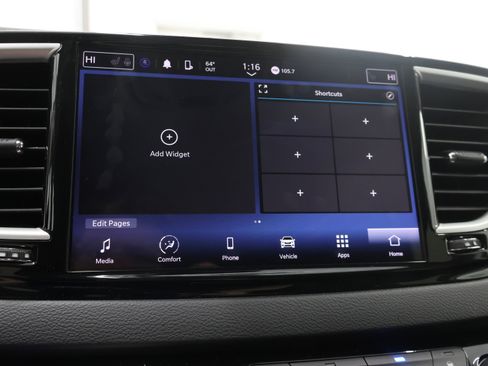 Used 2024 Chrysler Pacifica Touring-L FWD image 60