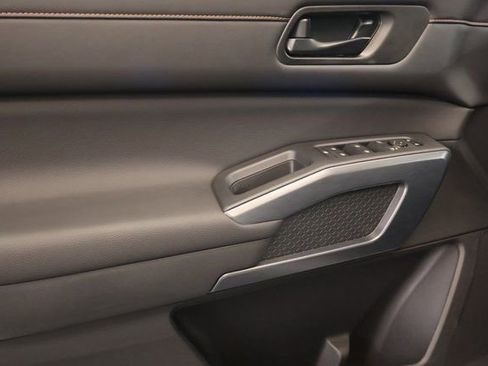 New 2025 Nissan Pathfinder Rock Creek image 9