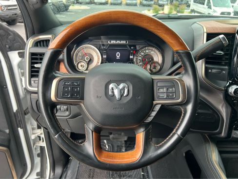 Used 2022 RAM 2500 Limited AWD/4WD image 34