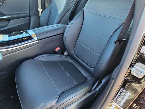 Used 2026 Mercedes-Benz C 300 Sedan image 15