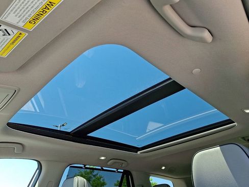 Used 2023 Honda Pilot Elite image 15